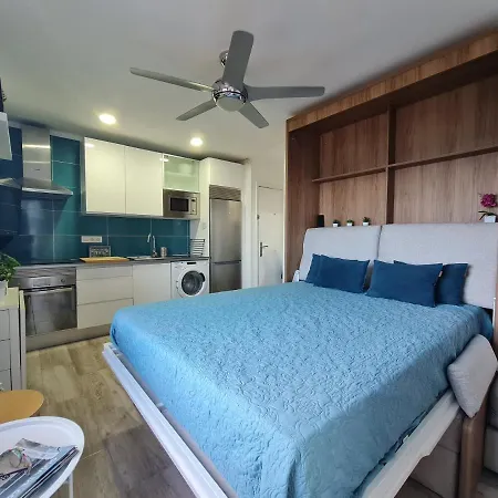 Acogedor Estudio En En Primera Linea De Mar Apartmán